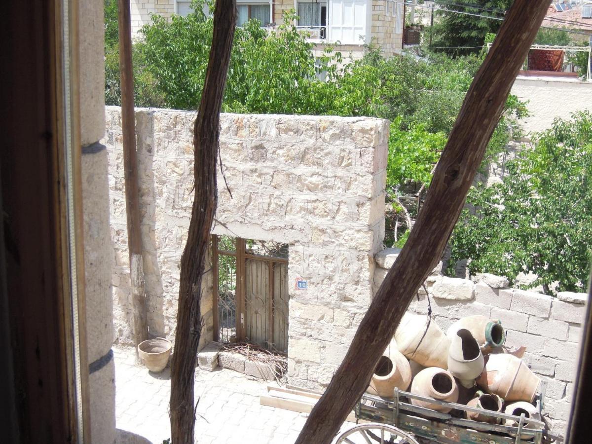 Kamelya Cave Hostel (Adults Only) เกอเรเม ภายนอก รูปภาพ