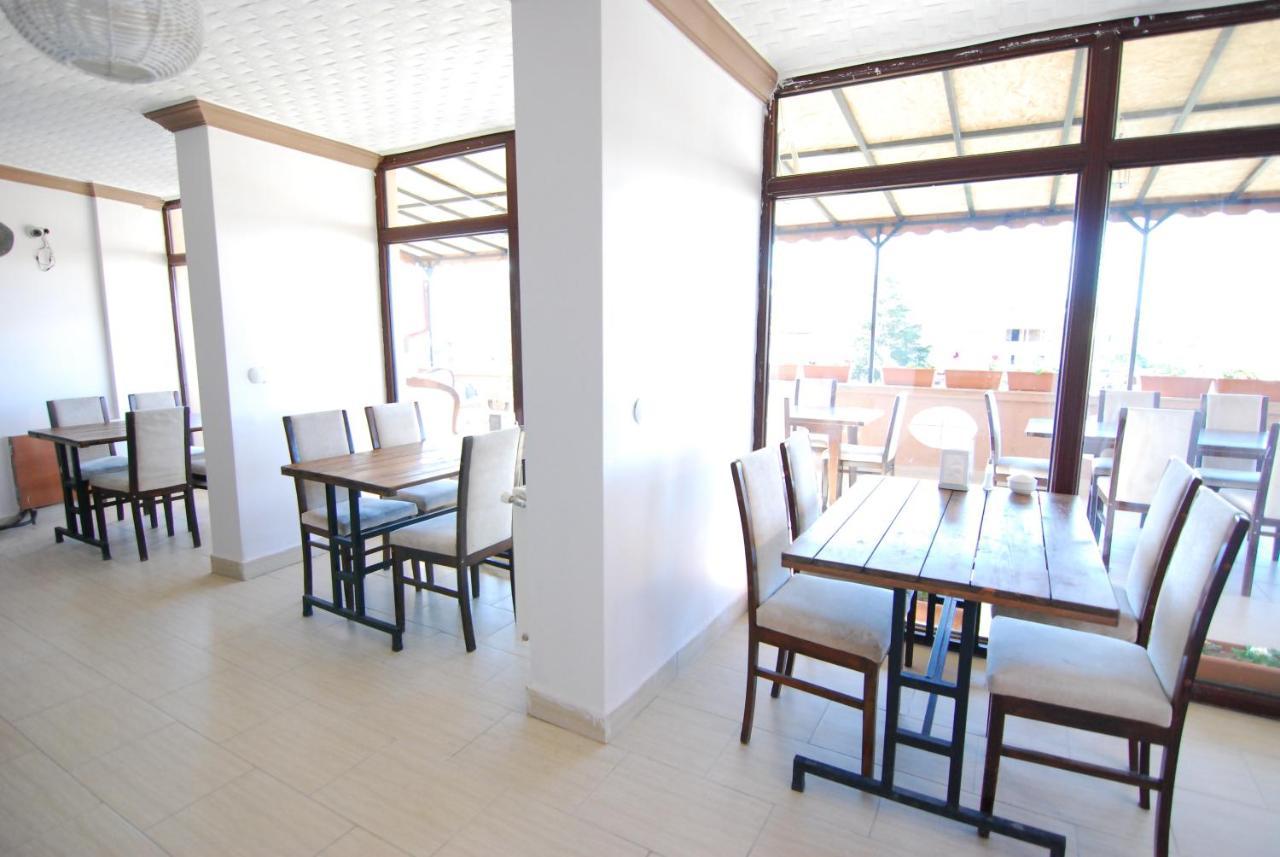 Kamelya Cave Hostel (Adults Only) เกอเรเม ภายนอก รูปภาพ