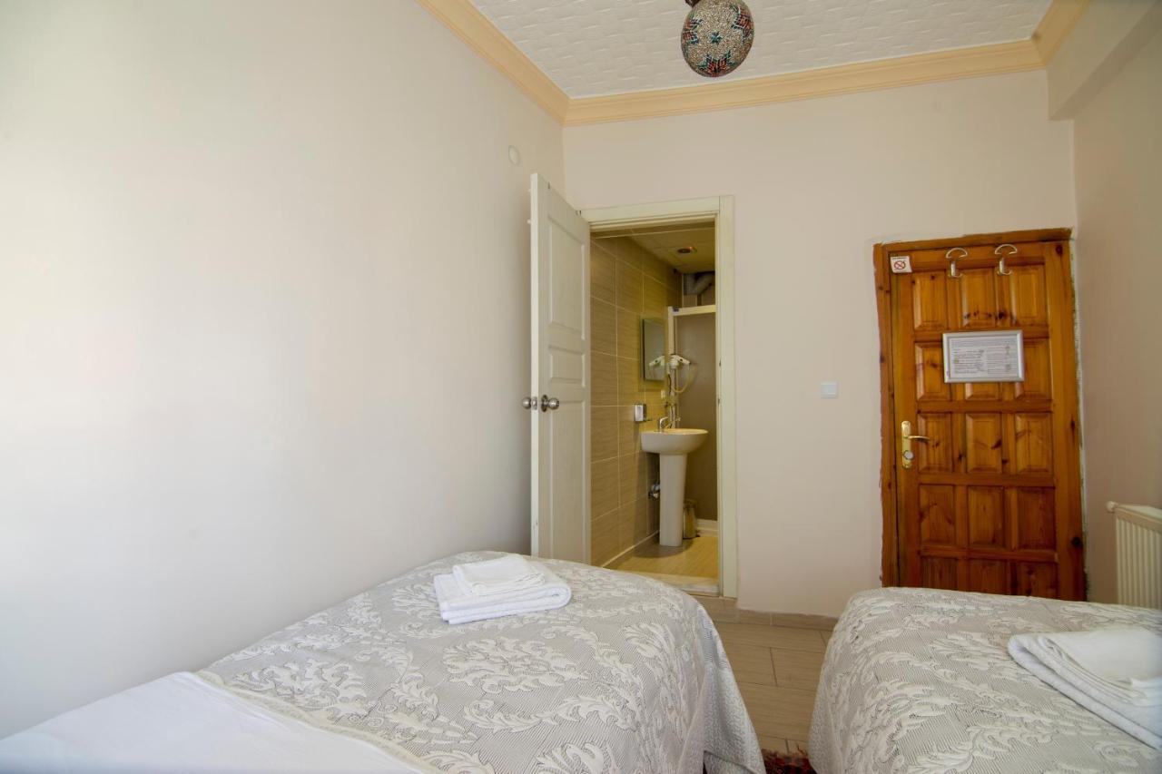 Kamelya Cave Hostel (Adults Only) เกอเรเม ภายนอก รูปภาพ