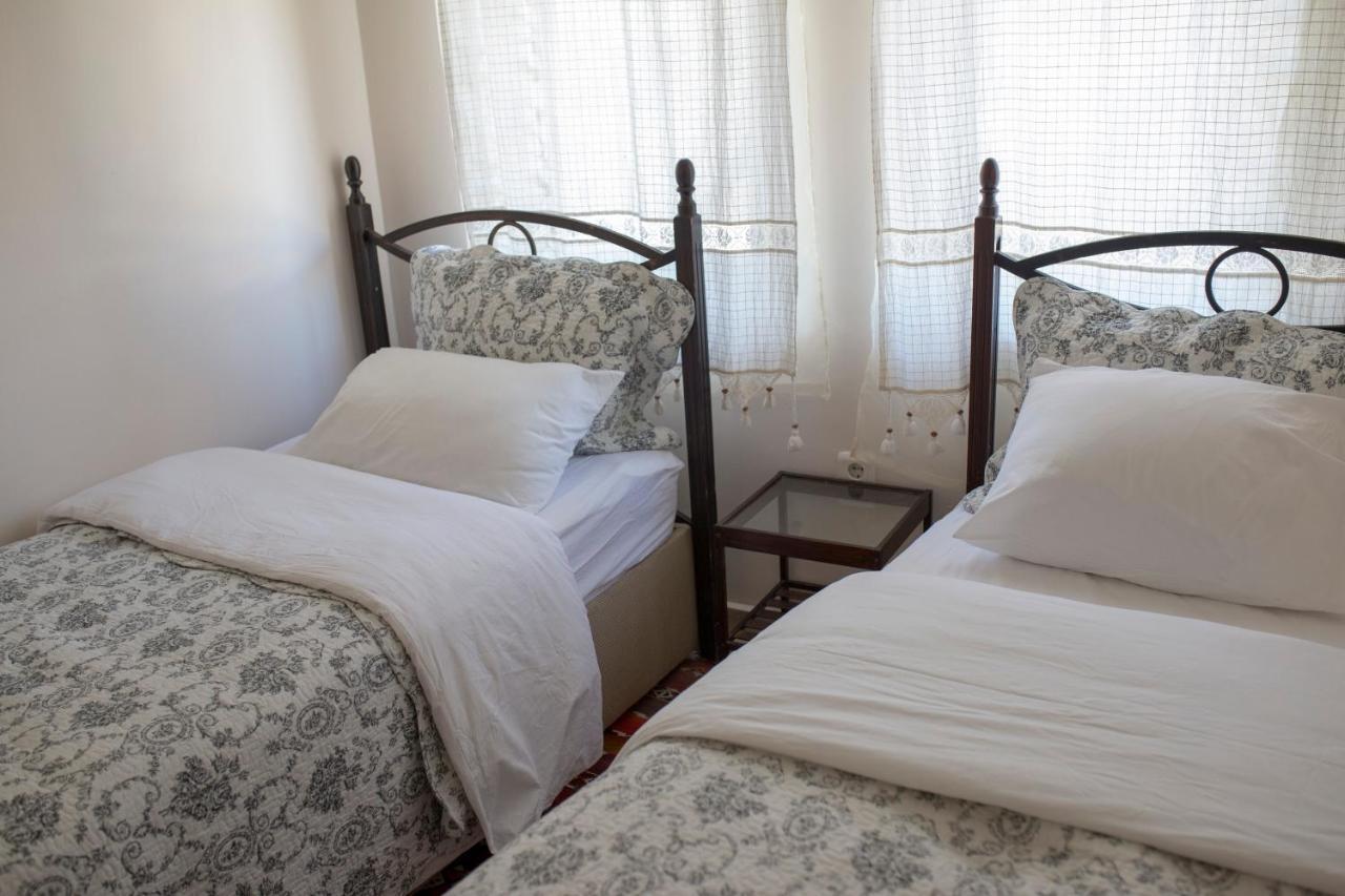 Kamelya Cave Hostel (Adults Only) เกอเรเม ภายนอก รูปภาพ