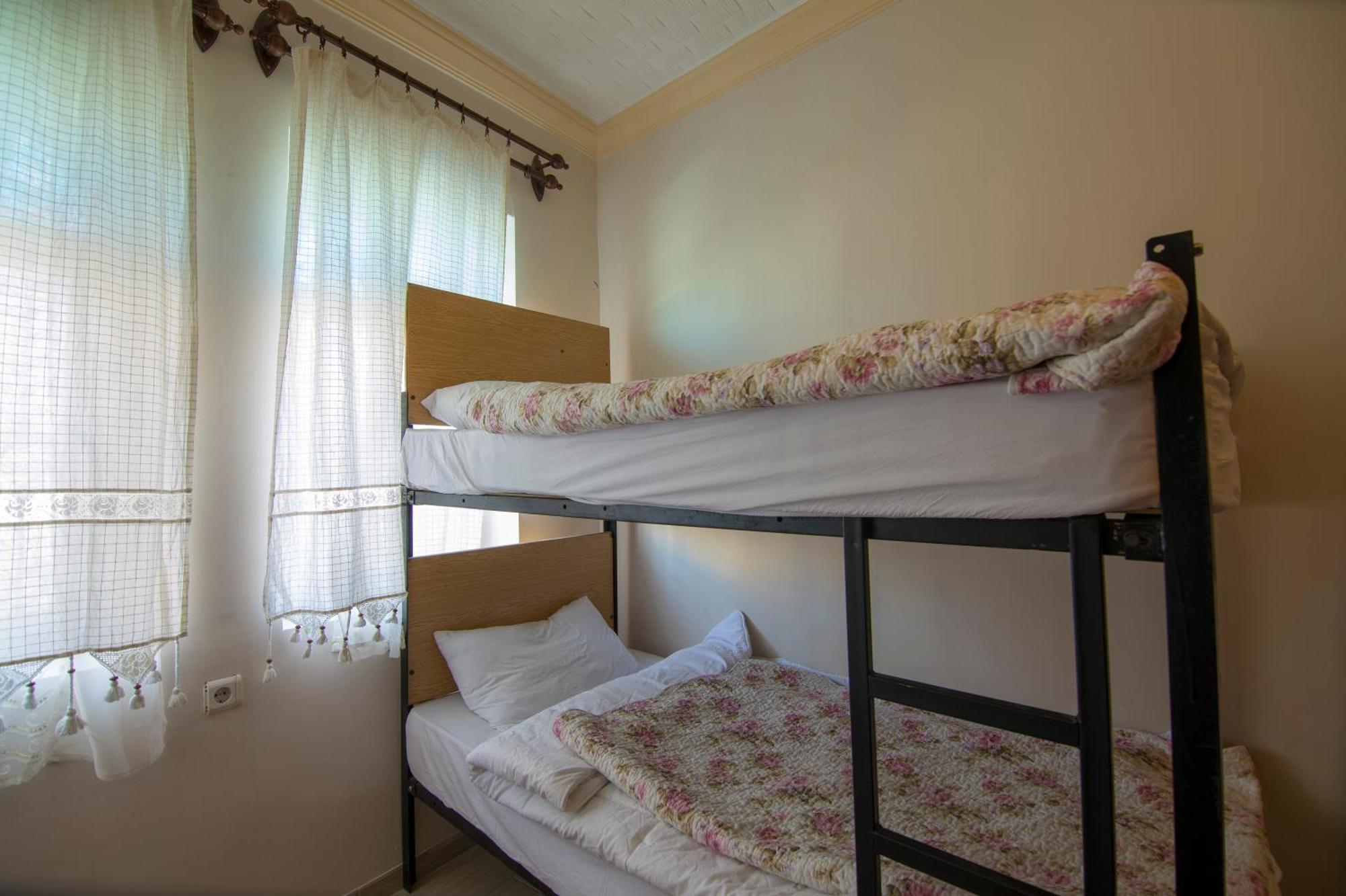 Kamelya Cave Hostel (Adults Only) เกอเรเม ภายนอก รูปภาพ